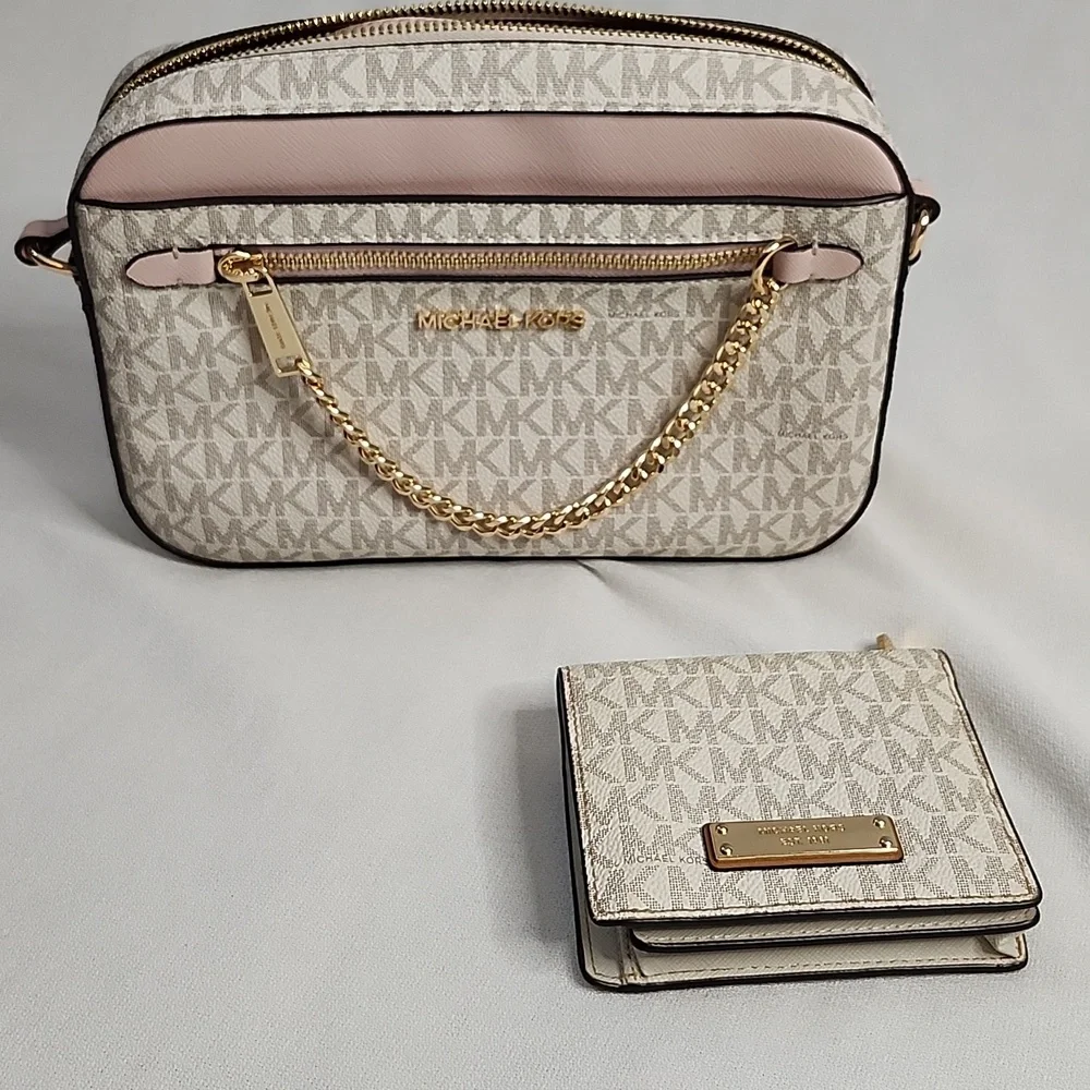 Michael Kors Jet Set Blush Zip Chain Crossbody W/ Coordinating Card Holder Set